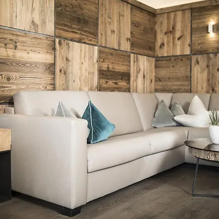 Natur- Und Aktivresort Reiterhof Otel 4*